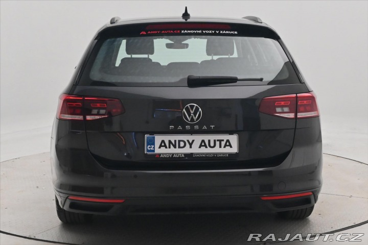 Volkswagen Passat 2,0 TDI 110kW DSG Busines 2024