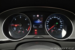 Volkswagen Passat 2,0 TDI 110kW DSG Busines 2024