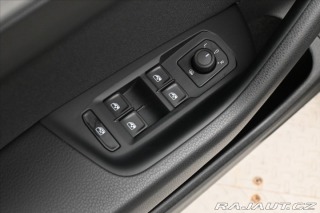 Volkswagen Passat 2,0 TDI 110kW DSG Busines 2024