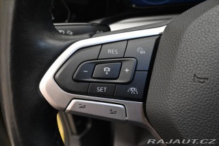 Volkswagen Golf 2,0 TDI 110kW Life Záruka 2022