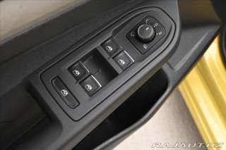 Volkswagen Golf 2,0 TDI 110kW Life Záruka 2022