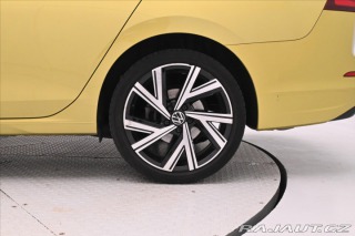 Volkswagen Golf 2,0 TDI 110kW Life Záruka 2022