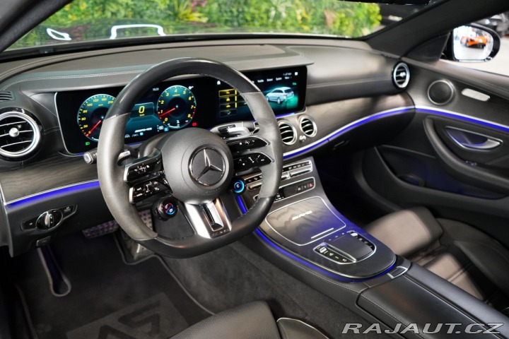 Mercedes-Benz E 63S*4M+*VZDUCH*KEYLESS*36 2022
