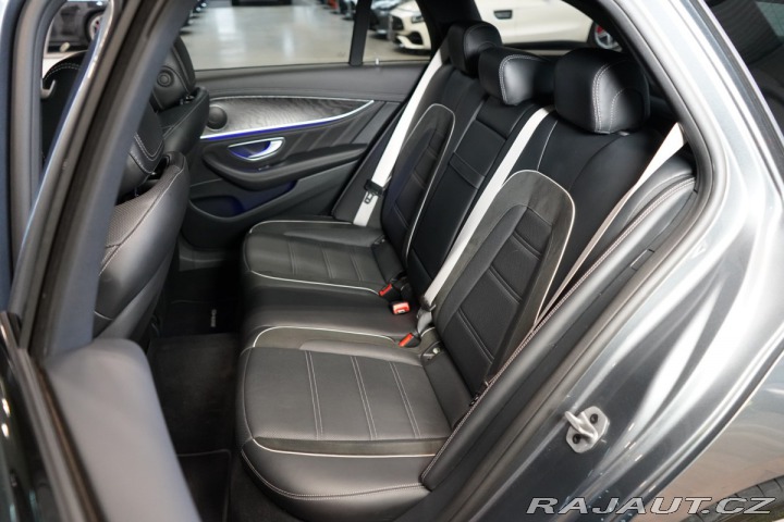 Mercedes-Benz E 63S*4M+*VZDUCH*KEYLESS*36 2022