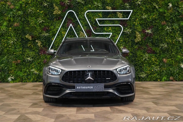 Mercedes-Benz E 63S*4M+*VZDUCH*KEYLESS*36 2022
