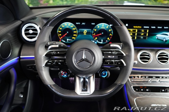 Mercedes-Benz E 63S*4M+*VZDUCH*KEYLESS*36 2022
