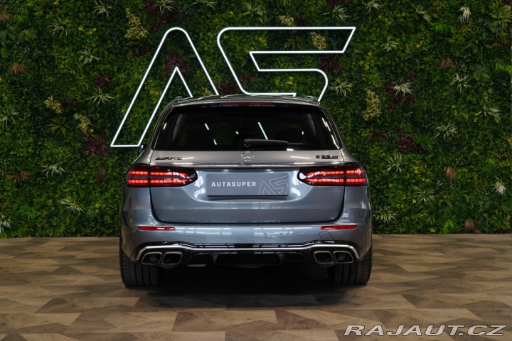 Mercedes-Benz E 63S*4M+*VZDUCH*KEYLESS*36 2022