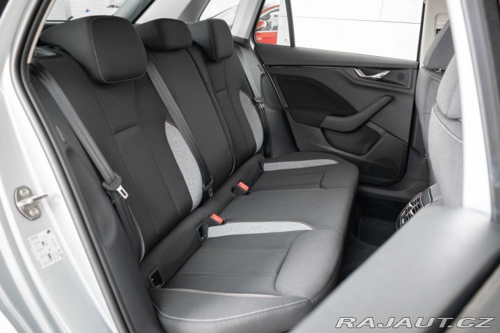 Škoda Kamiq 1.0 TSI BLACK DOTS*ZÁRUKA 2025