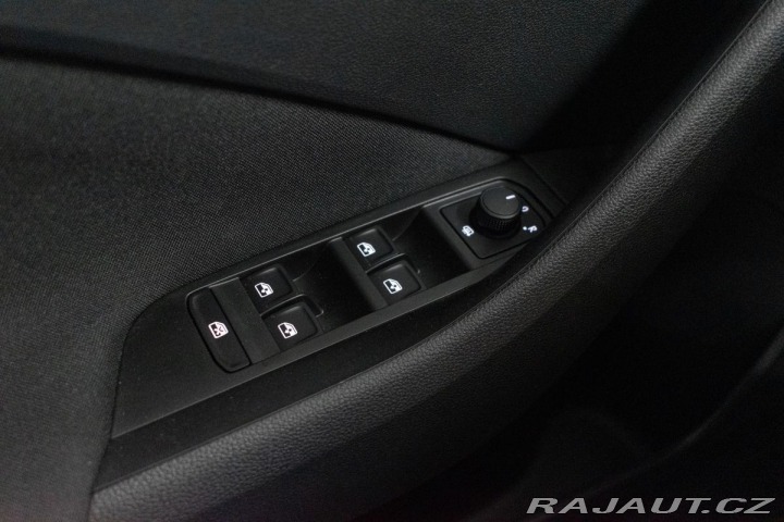 Škoda Kamiq 1.0 TSI BLACK DOTS*ZÁRUKA 2025