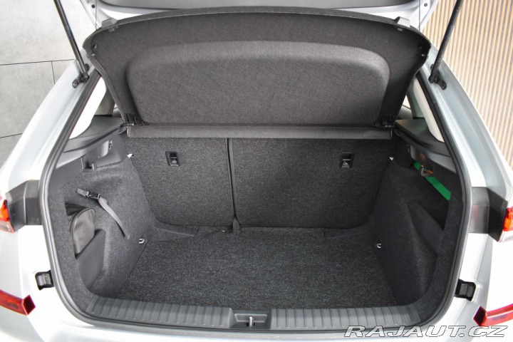 Škoda Kamiq 1.0 TSI BLACK DOTS*ZÁRUKA 2025