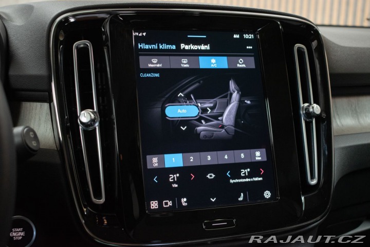 Volvo XC40 B4 AWD KAMERY360*HARMAN*Č 2023