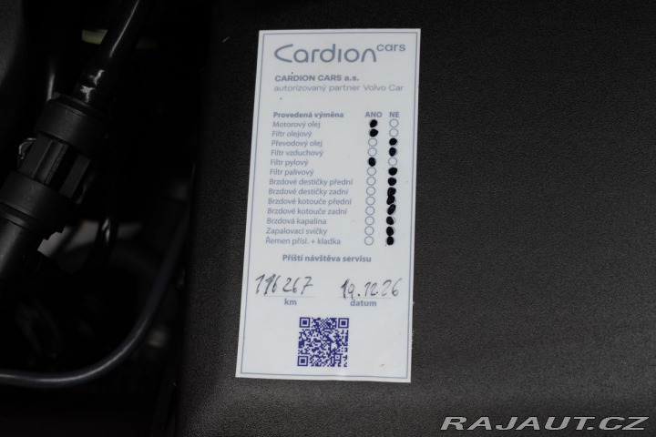 Volvo XC40 B4 AWD KAMERY360*HARMAN*Č 2023