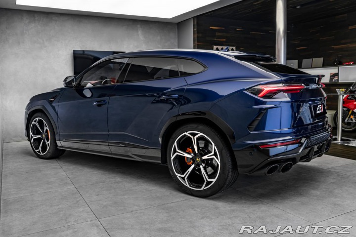 Lamborghini Urus 4.0 V8, pano, masáže, 360 2022
