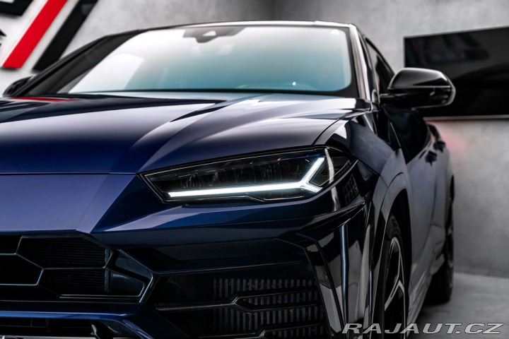 Lamborghini Urus 4.0 V8, pano, masáže, 360 2022