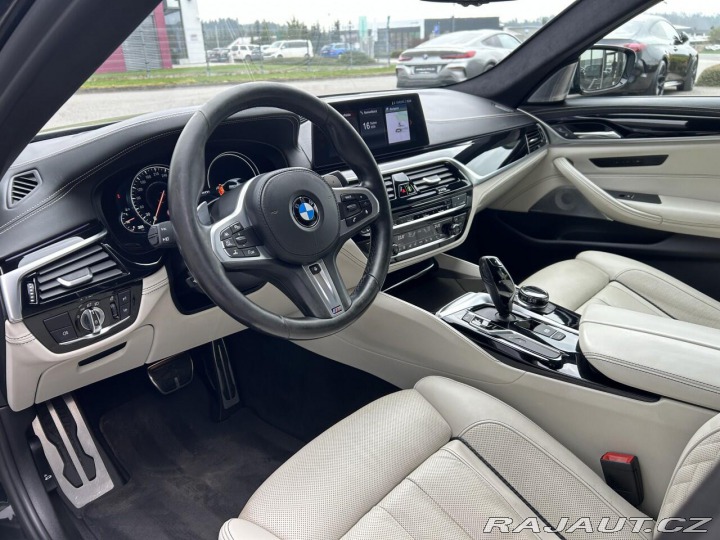 BMW 5 5M550i xDrive G30 2017