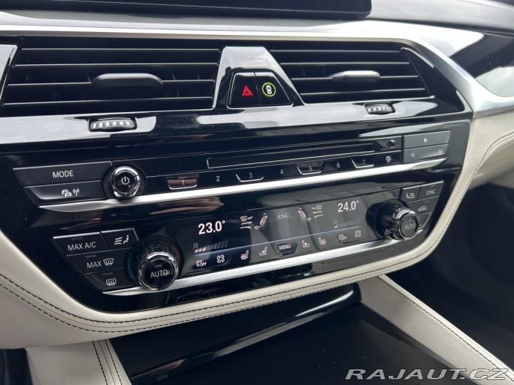 BMW 5 5M550i xDrive G30 2017