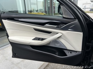 BMW 5 5M550i xDrive G30 2017