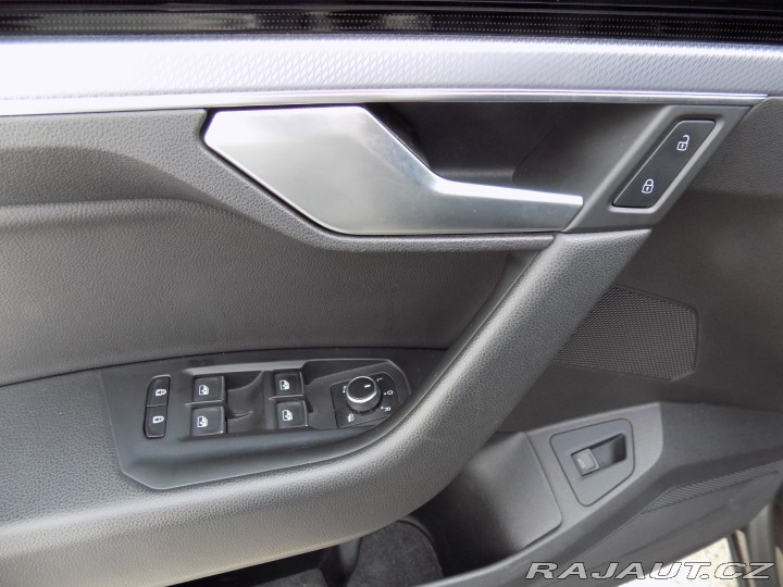 Volkswagen Touareg 3.0TDI/R-Line/4x4/AT/Matr 2018