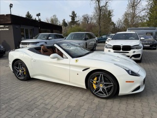 Ferrari California T 3,9 V8 412 kW