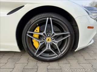 Ferrari California T 3,9 V8 412 kW 2017
