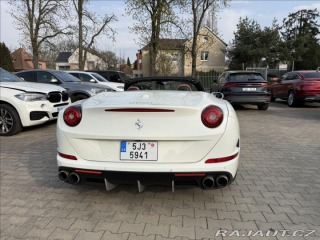 Ferrari California T 3,9 V8 412 kW 2017