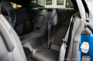 Aston Martin DBS 2023