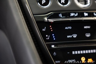 Aston Martin DBS 2023