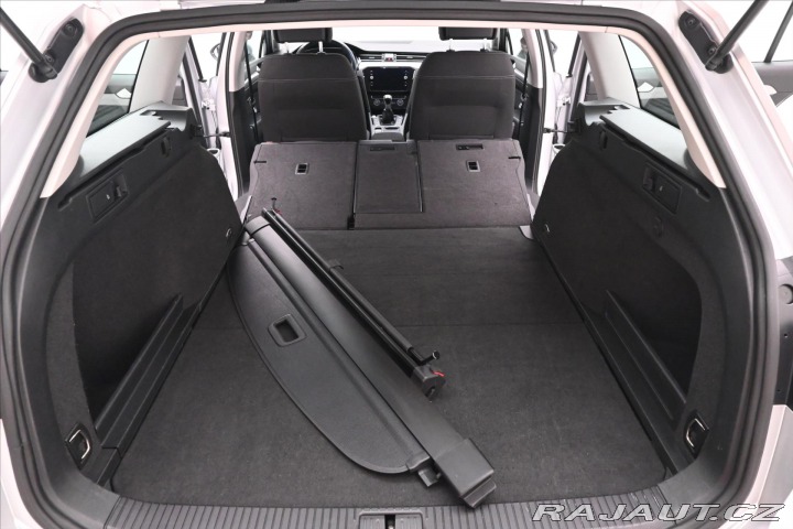 Volkswagen Passat 2,0 TDI 110kW Business Zá 2020