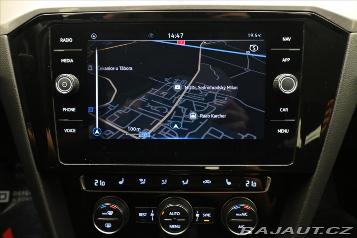 Volkswagen Passat 2,0 TDI 110kW Business Zá 2020