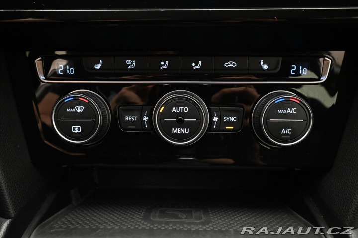 Volkswagen Passat 2,0 TDI 110kW Business Zá 2020