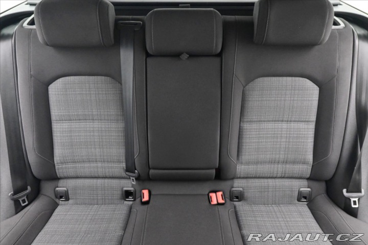 Volkswagen Passat 2,0 TDI 110kW Business Zá 2020