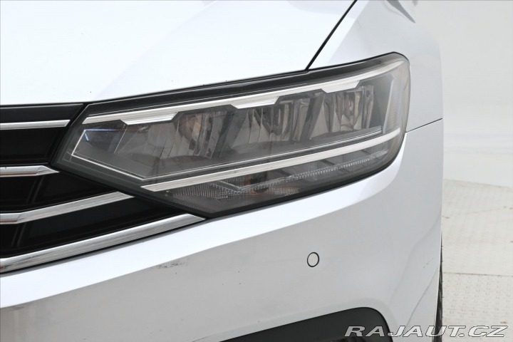 Volkswagen Passat 2,0 TDI 110kW Business Zá 2020