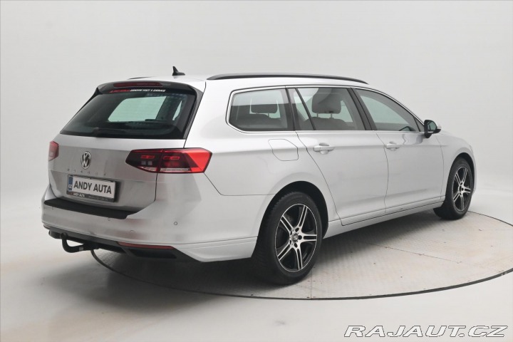 Volkswagen Passat 2,0 TDI 110kW Business Zá 2020