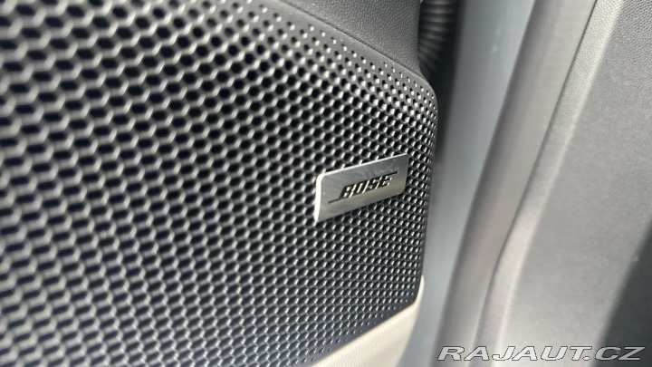 Porsche Macan 4 2025