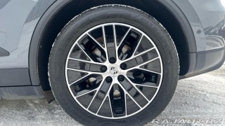 Porsche Macan 4 2025