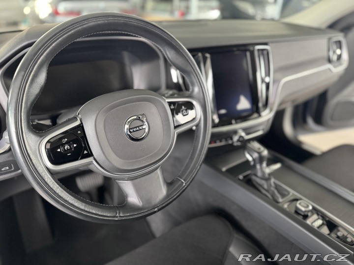 Volvo V60 T4 AUT*140kW* 1800