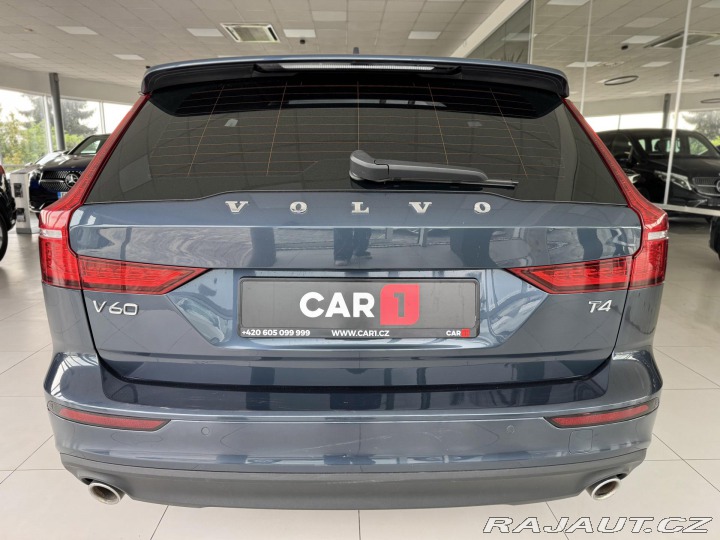 Volvo V60 T4 AUT*140kW*KeyLess*REZE 2020