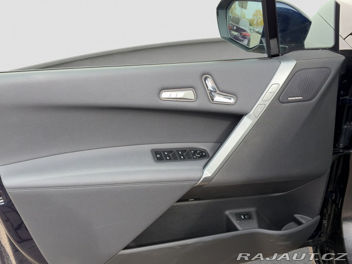 BMW iX xDrive60 1800