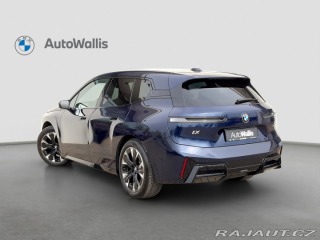BMW iX xDrive60 1800