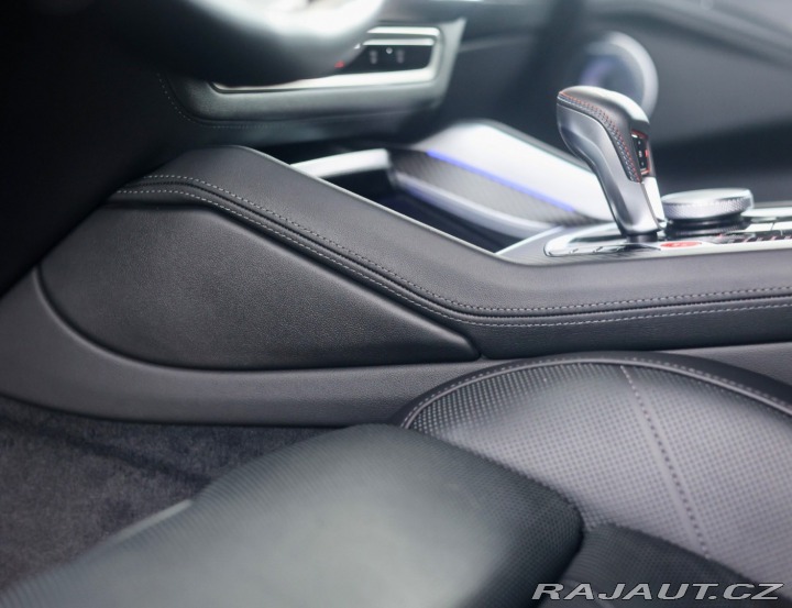 BMW XM 4.4 V8 ehybrid 480 KW, A 2023