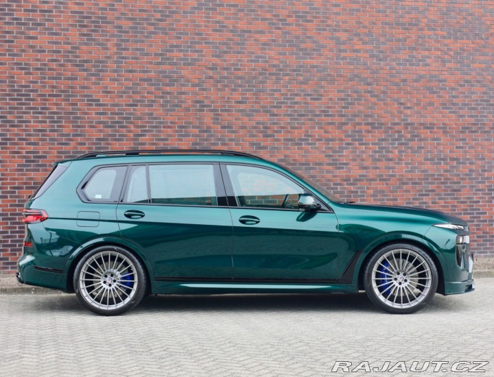 BMW X7 ALPINA XB7 4.4 V8 Skylou 2023