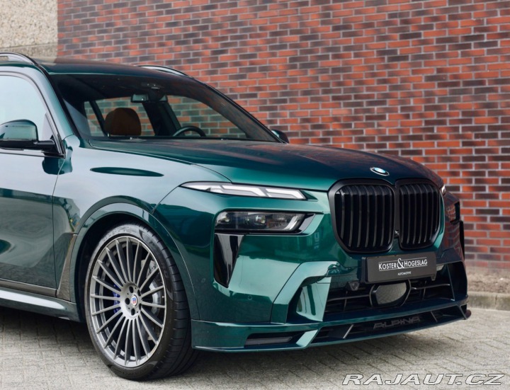 BMW X7 ALPINA XB7 4.4 V8 Skylou 2023