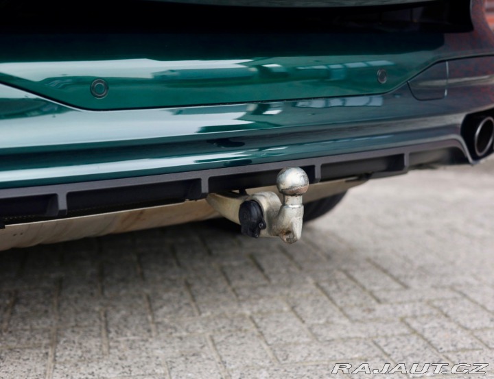 BMW X7 ALPINA XB7 4.4 V8 Skylou 2023