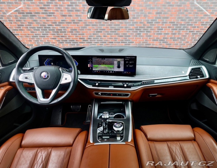BMW X7 ALPINA XB7 4.4 V8 Skylou 2023