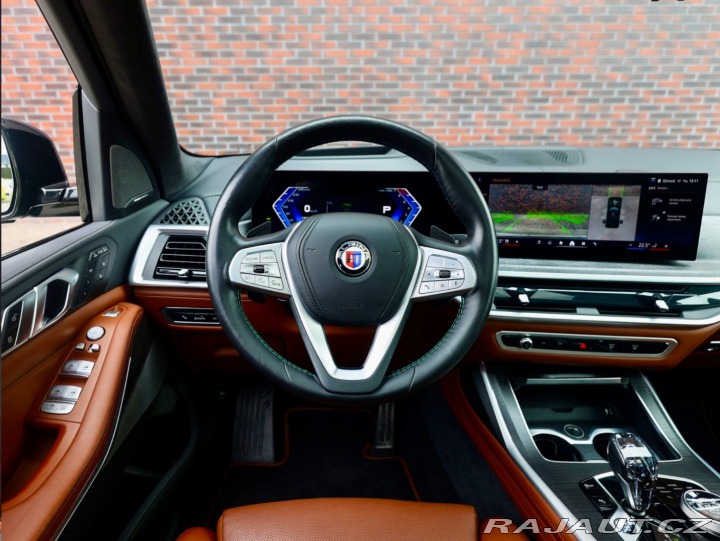 BMW X7 ALPINA XB7 4.4 V8 Skylou 2023