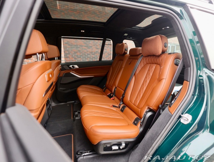 BMW X7 ALPINA XB7 4.4 V8 Skylou 2023