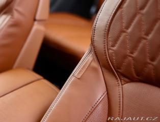 BMW X7 ALPINA XB7 4.4 V8 Skylou 2023