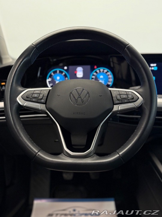 Volkswagen Golf 2.0 TDI Life 1.Majiteľ S 2024