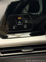 Volkswagen Golf 2.0 TDI Life 1.Majiteľ S 2024