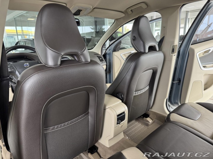 Volvo XC60 D5 AWD*Aut*Summum*Kamera* 2009